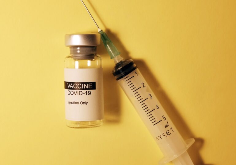 Αντιδράσεις στον υποχρεωτικό εμβολιασμό