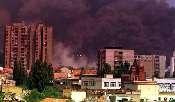 Η υπενθύμιση της ιστορίας: Ο πόλεμος του ΝΑΤΟ στη Γιουγκοσλαβία το 1999