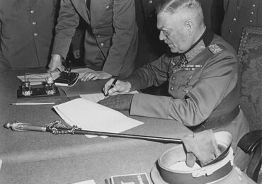 Πώς έγινε η υπογραφή παράδοσης της ναζιστικής Γερμανίας